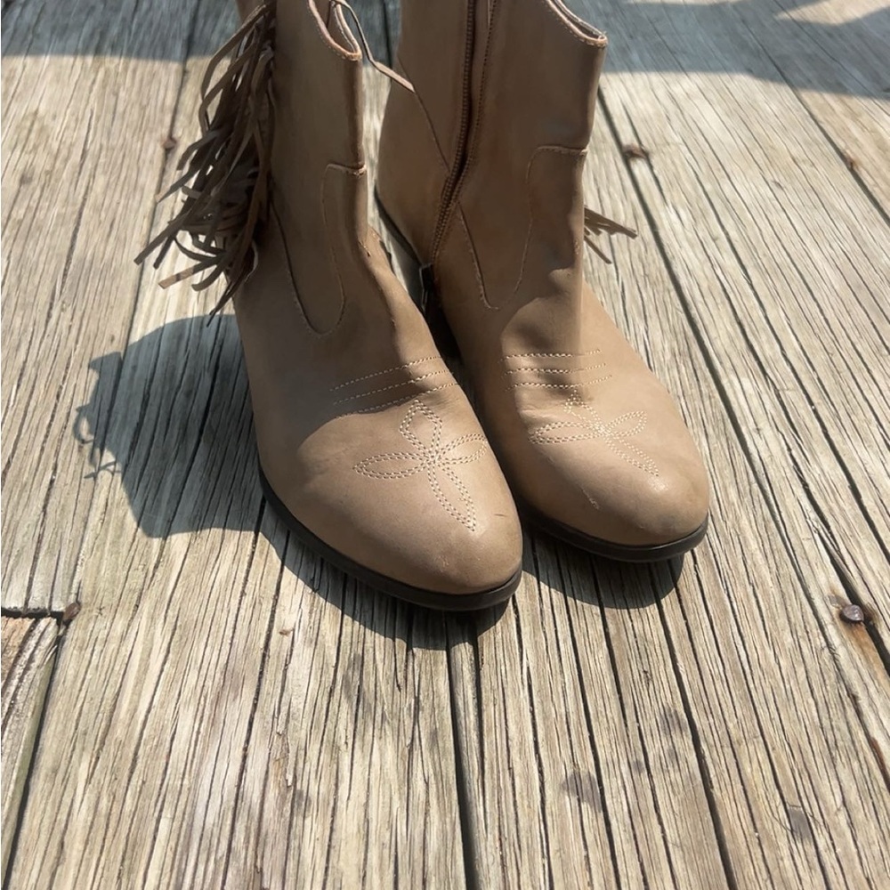 Sam & Libby Tan Ankle Booties with Fringe